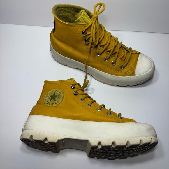 Converse Chuck Taylor Women's 7.5 All Star Lugged Winter Hi Gold Gore-Tex - Picture 1 of 11
